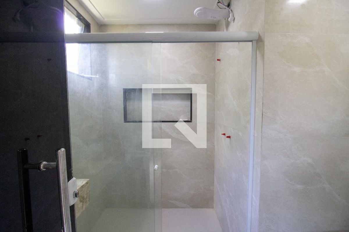 Casa, 6 quartos, 240 m² - Foto 23