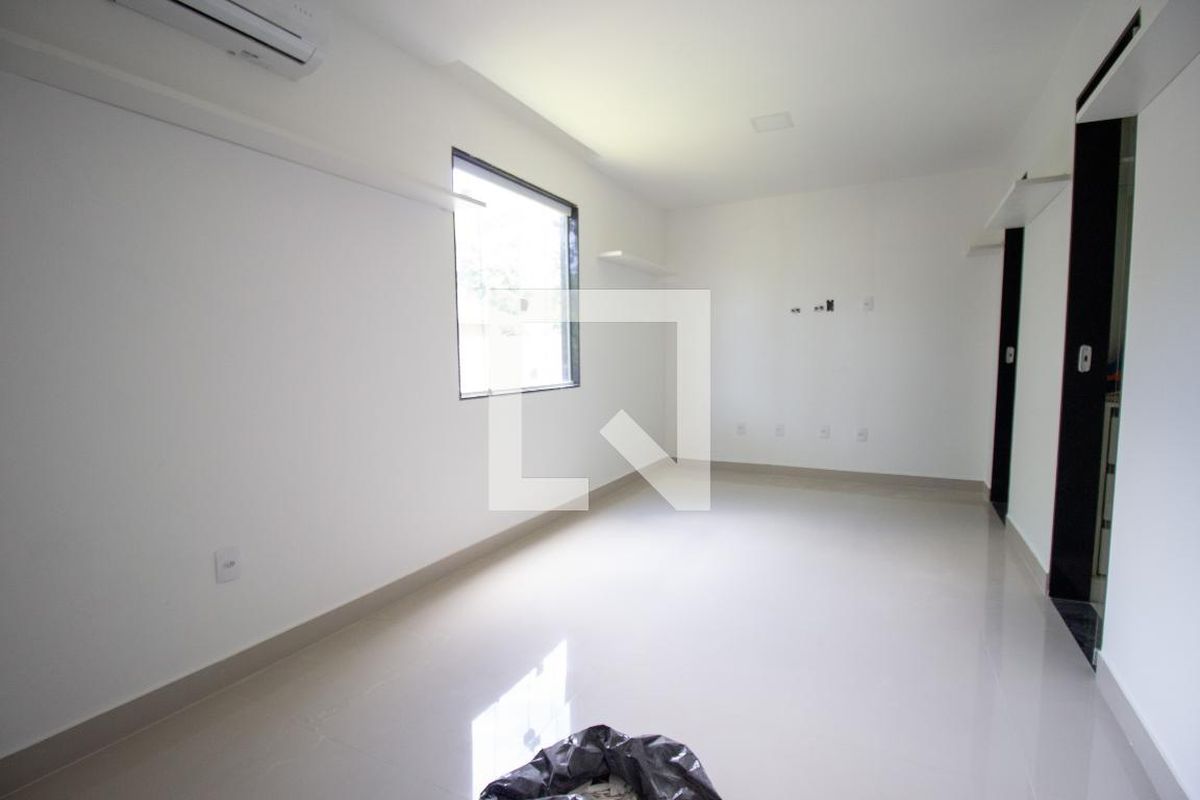 Casa, 6 quartos, 240 m² - Foto 38