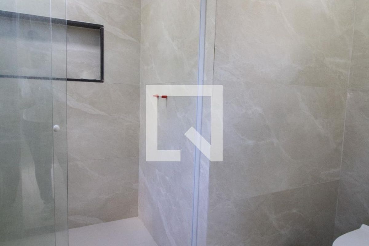 Casa, 6 quartos, 240 m² - Foto 22