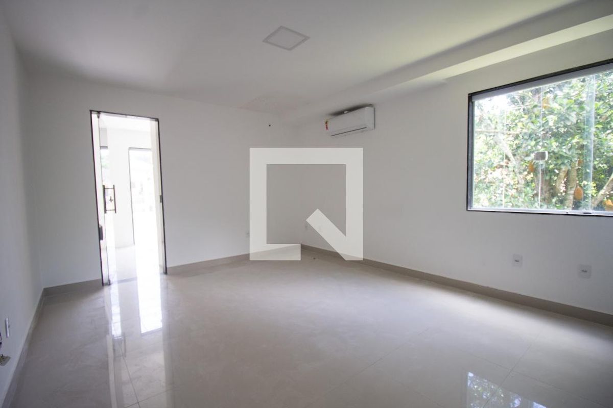 Casa, 6 quartos, 240 m² - Foto 15
