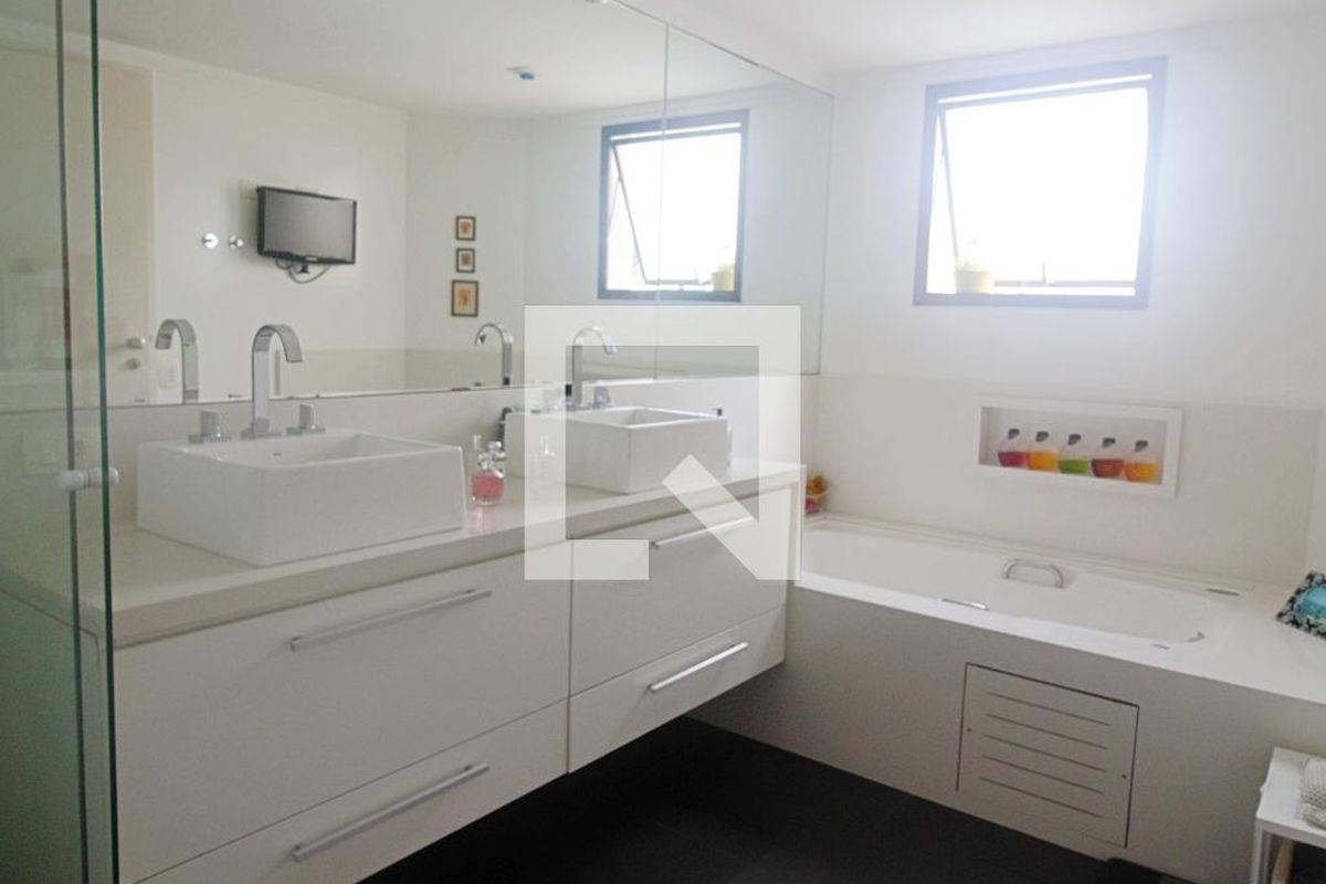 Apartamento, 3 quartos, 165 m² - Foto 82