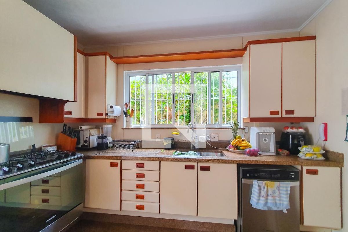 Casa, 4 quartos, 320 m² - Foto 72