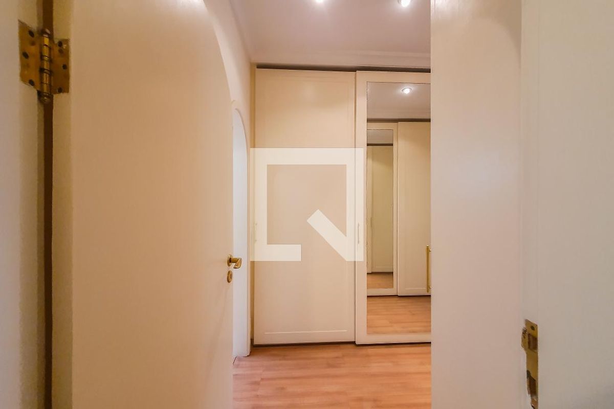 Casa, 4 quartos, 320 m² - Foto 39