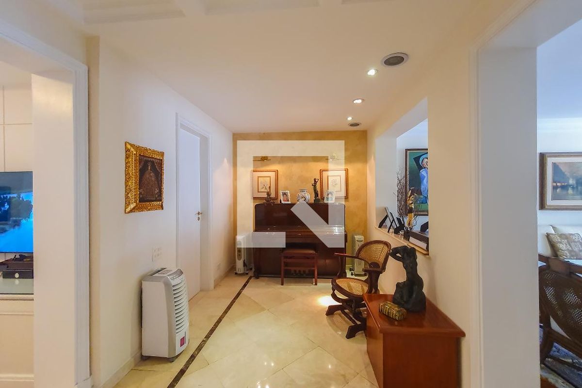 Casa, 4 quartos, 320 m² - Foto 9