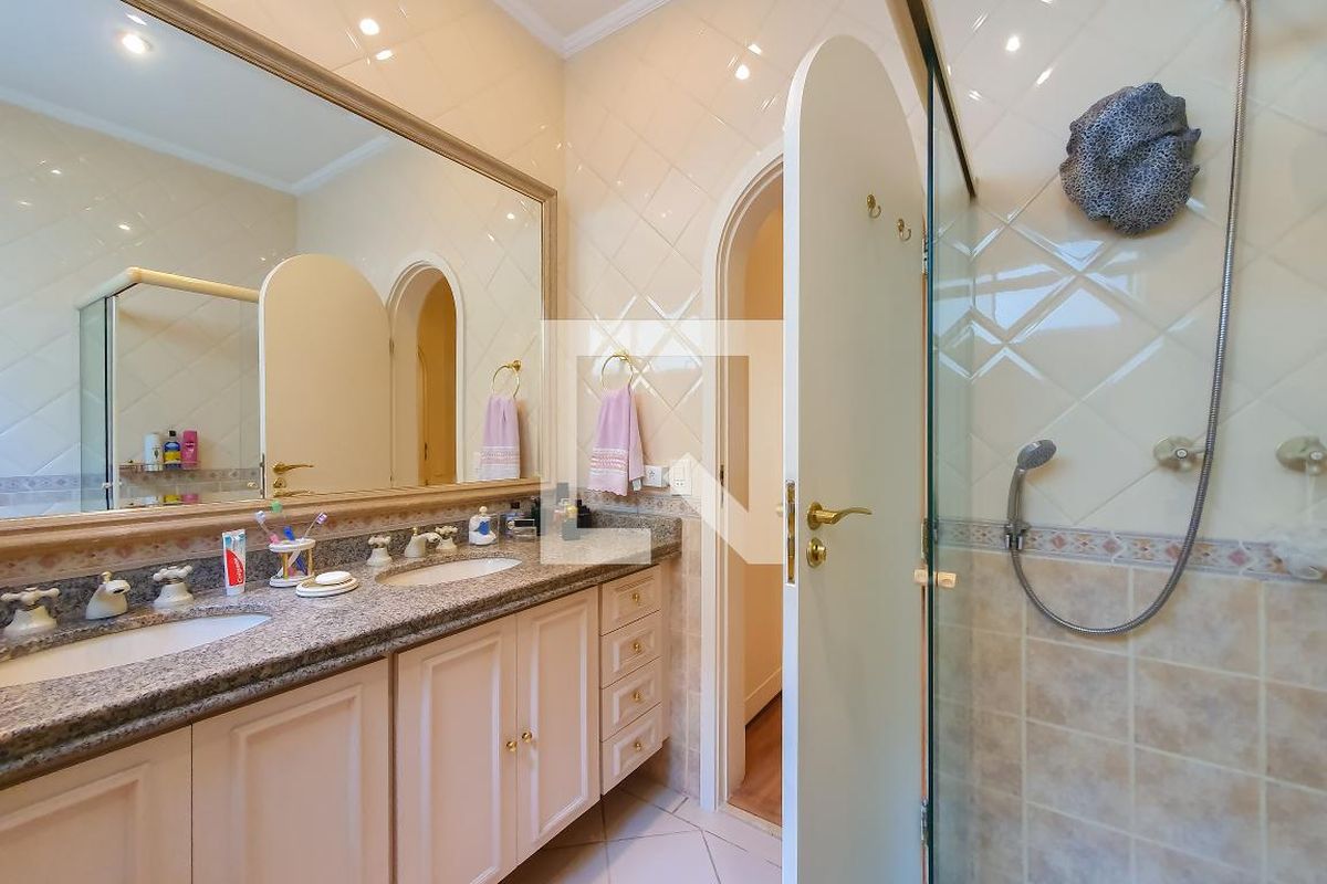 Casa, 4 quartos, 320 m² - Foto 50