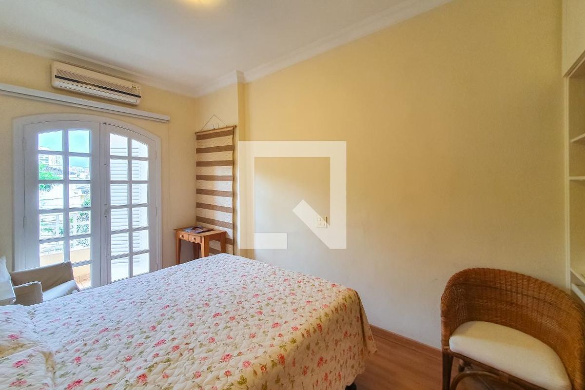 Casa, 4 quartos, 320 m² - Foto 46