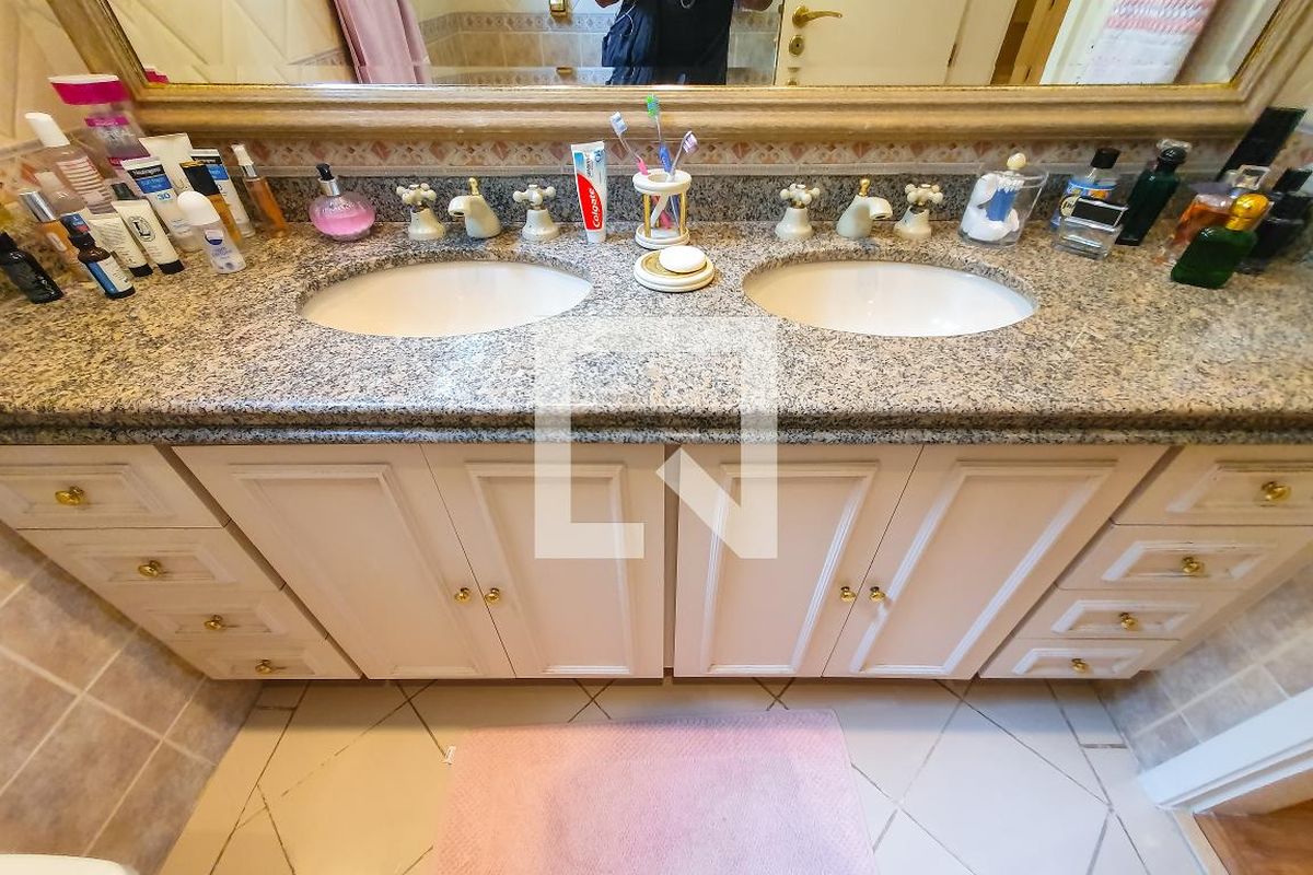 Casa, 4 quartos, 320 m² - Foto 51