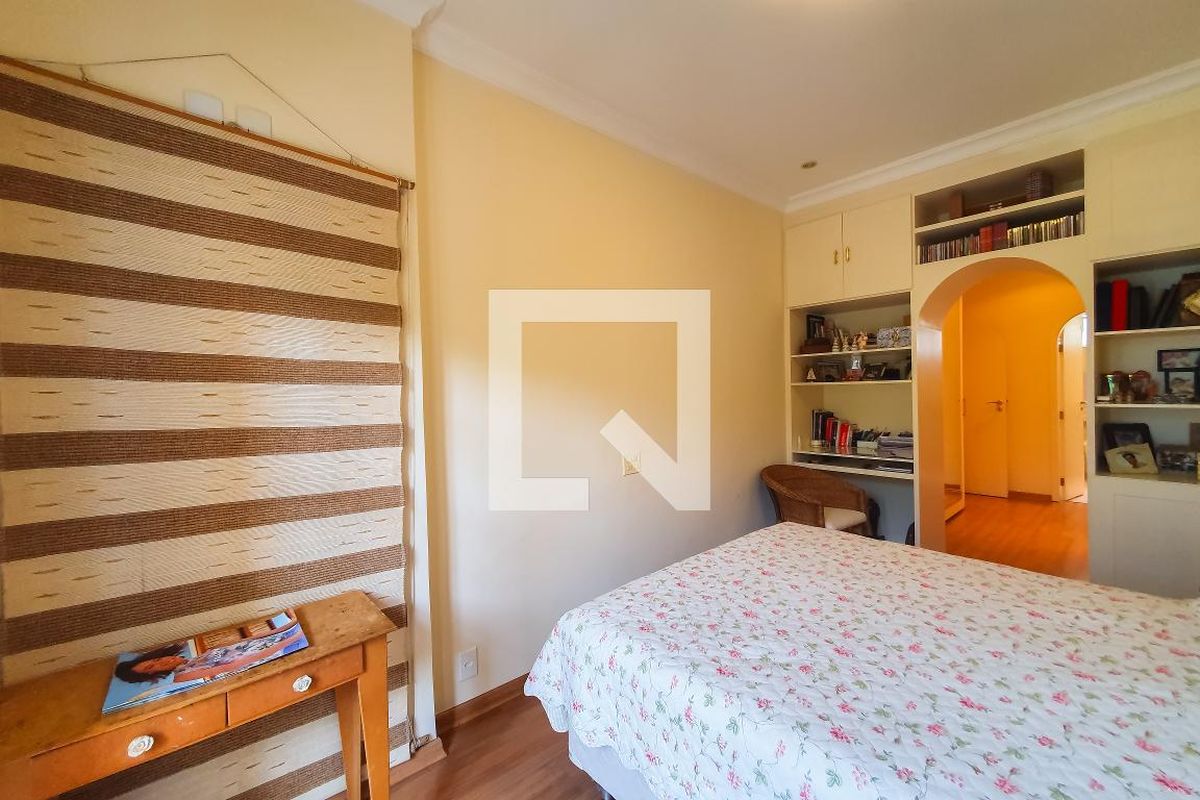 Casa, 4 quartos, 320 m² - Foto 45
