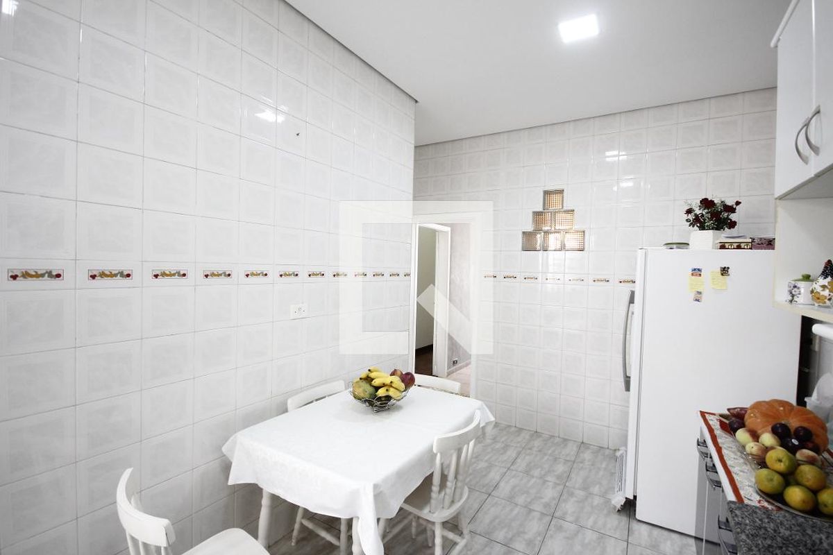 Casa, 3 quartos, 300 m² - Foto 46