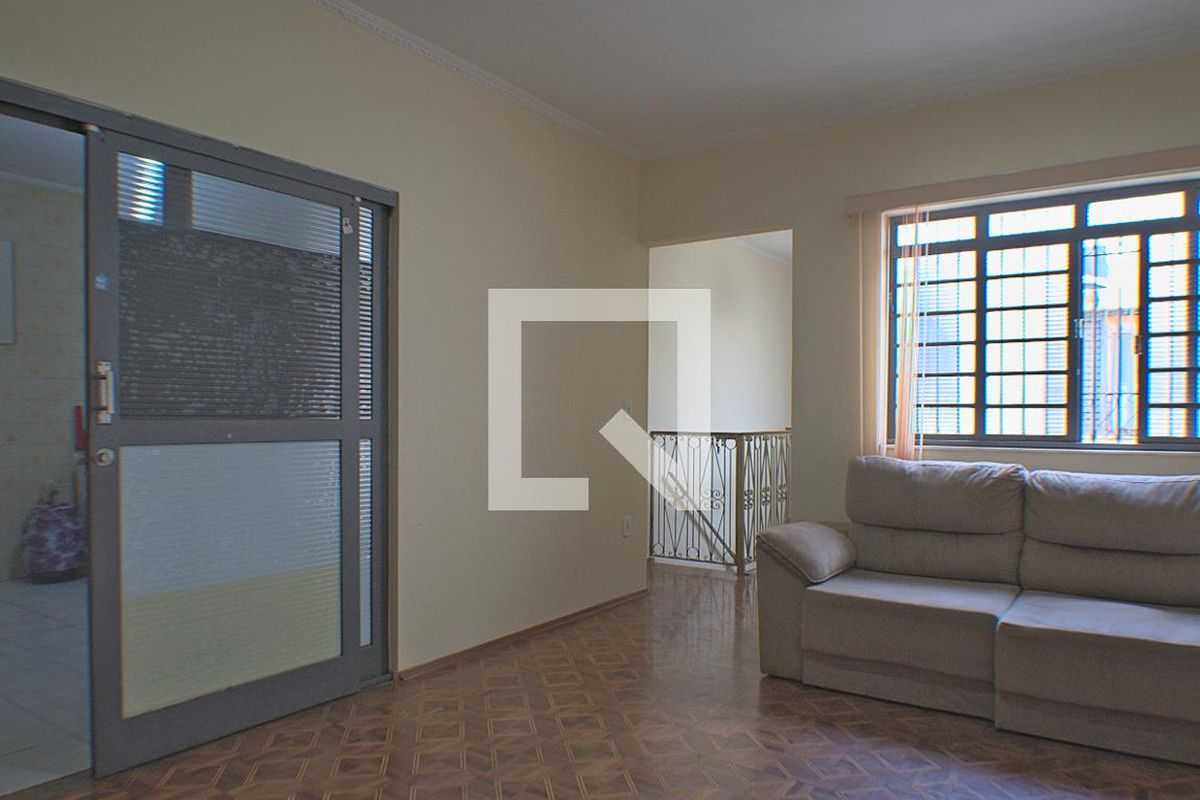 Casa à Venda - Guanabara, 6 Quartos,  260 m2 em , Campinas - sp | SoloBR