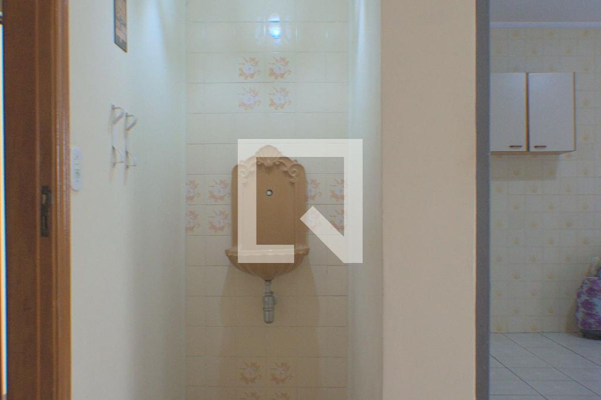 Casa à Venda - Guanabara, 6 Quartos,  260 m2 em , Campinas - sp | SoloBR