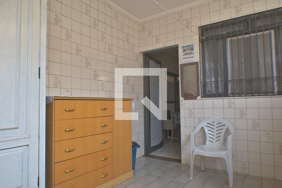 Casa à Venda - Guanabara, 6 Quartos,  260 m2 em , Campinas - sp | SoloBR