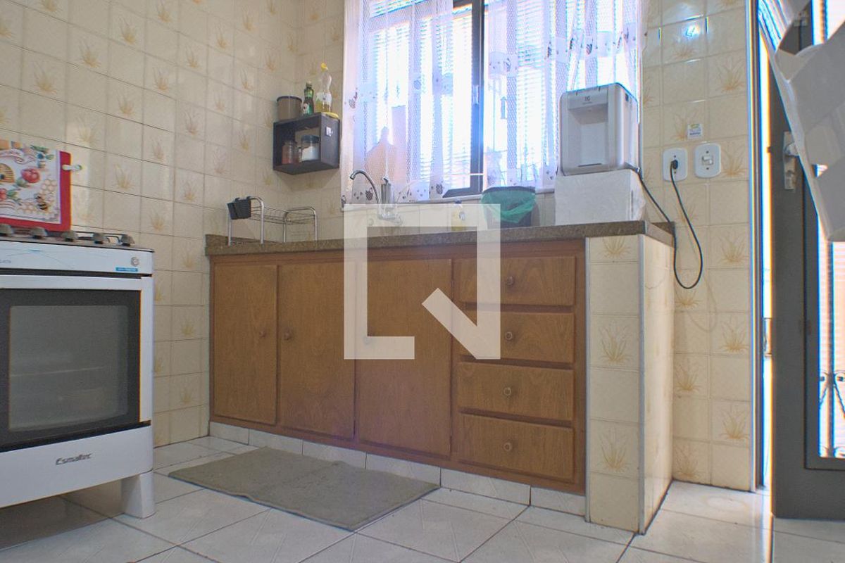 Casa à Venda - Guanabara, 6 Quartos,  260 m2 em , Campinas - sp | SoloBR