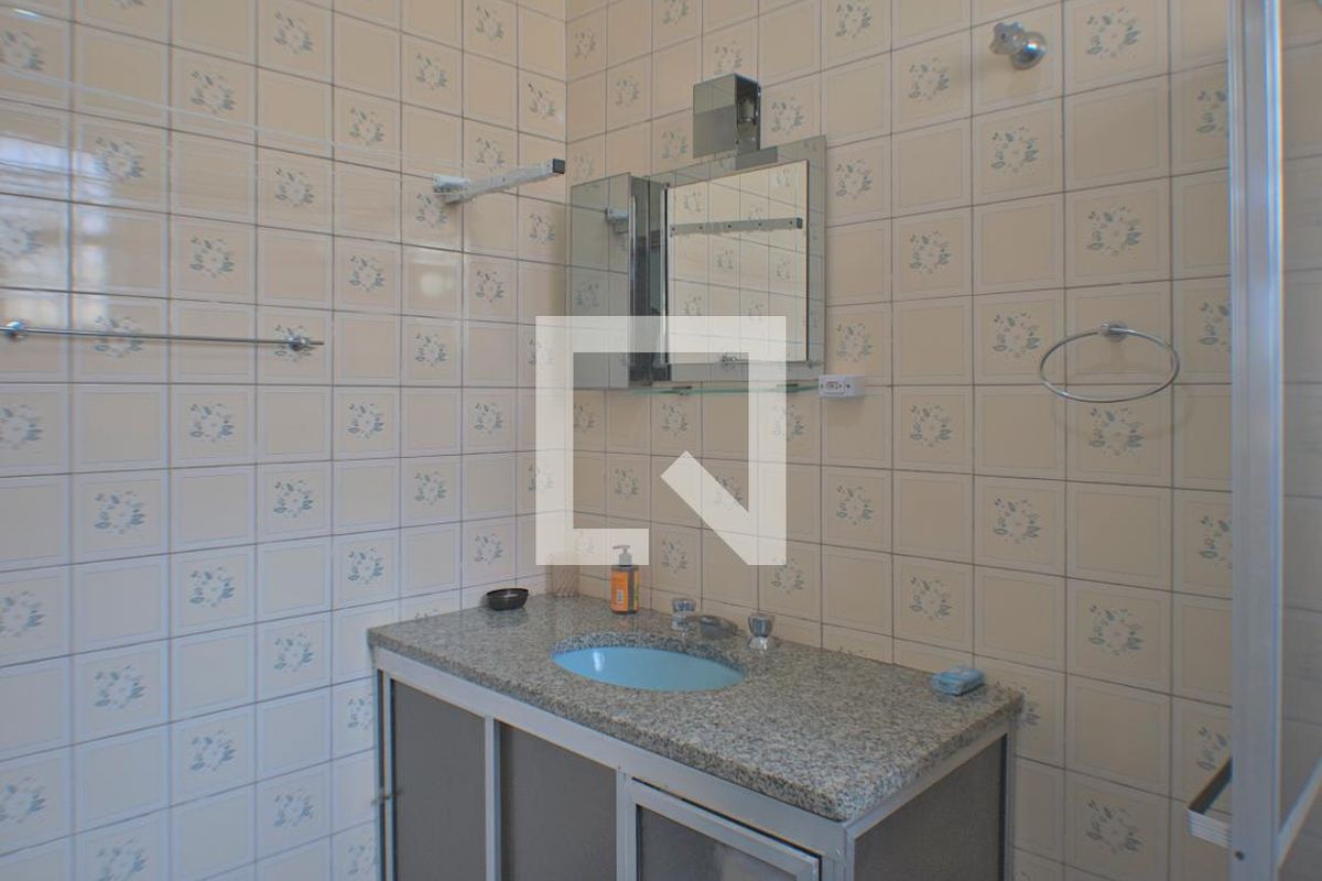 Casa à Venda - Guanabara, 6 Quartos,  260 m2 em , Campinas - sp | SoloBR