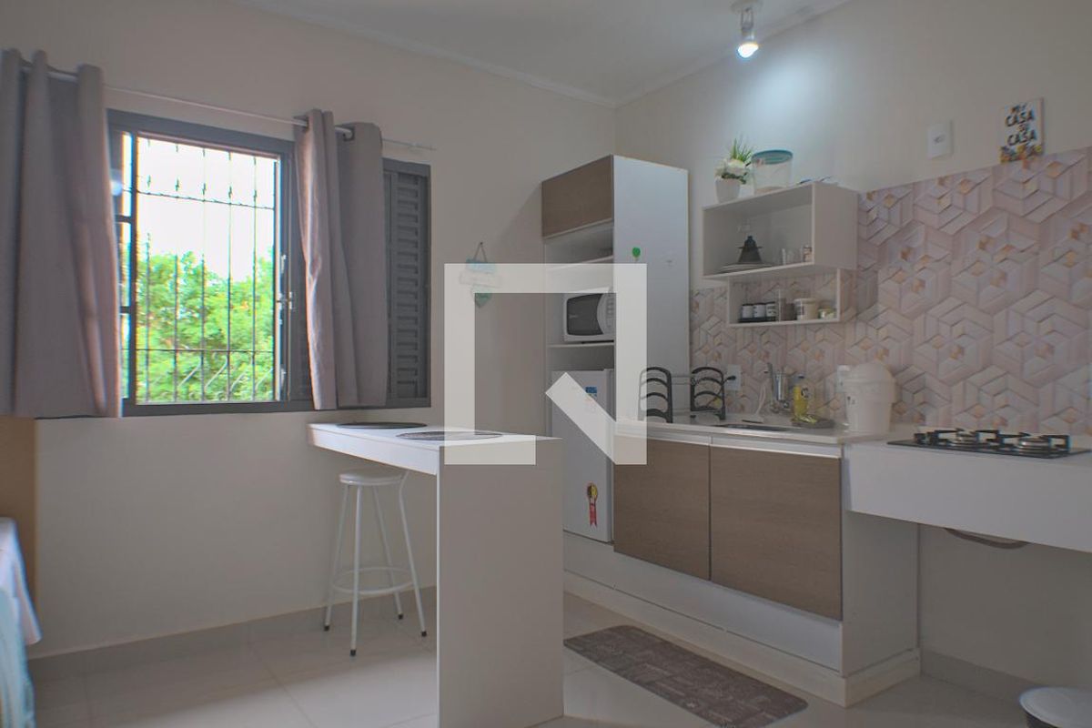 Casa à Venda - Guanabara, 6 Quartos,  260 m2 em , Campinas - sp | SoloBR