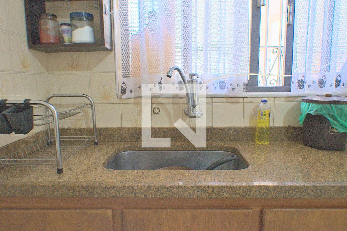 Casa à Venda - Guanabara, 6 Quartos,  260 m2 em , Campinas - sp | SoloBR