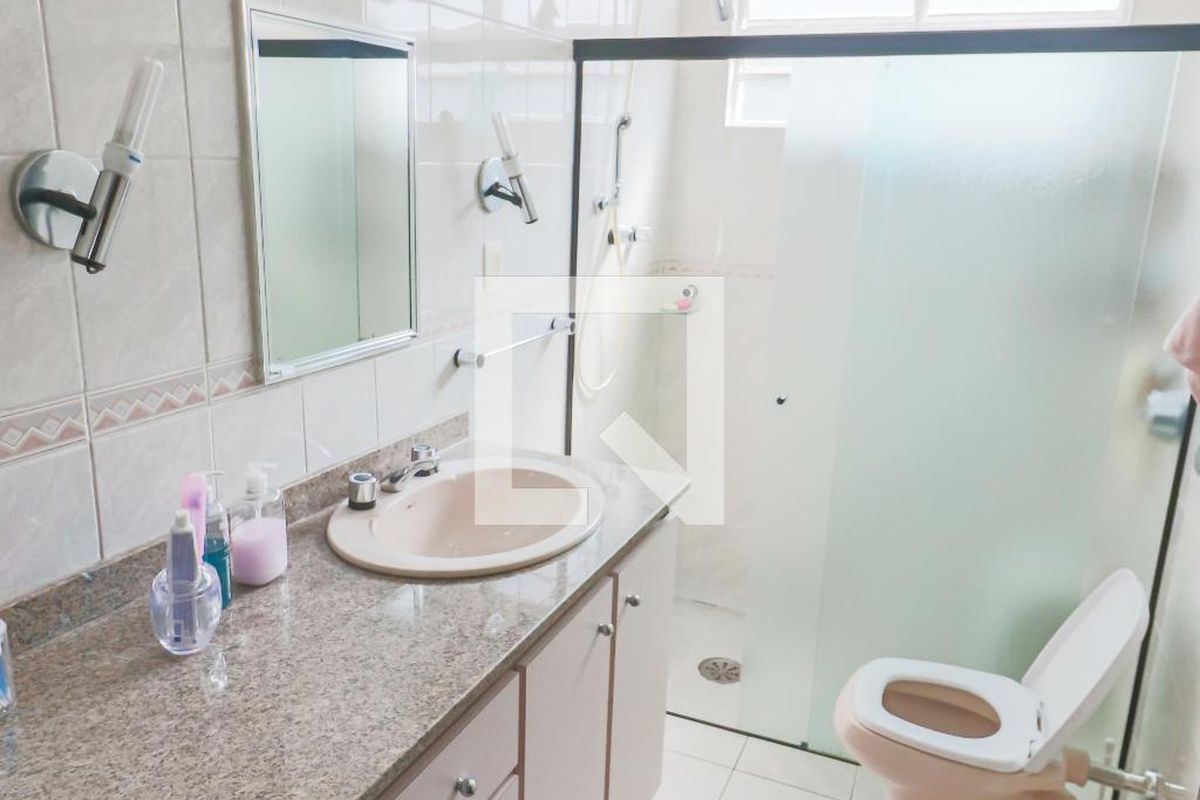Casa, 3 quartos, 200 m² - Foto 50