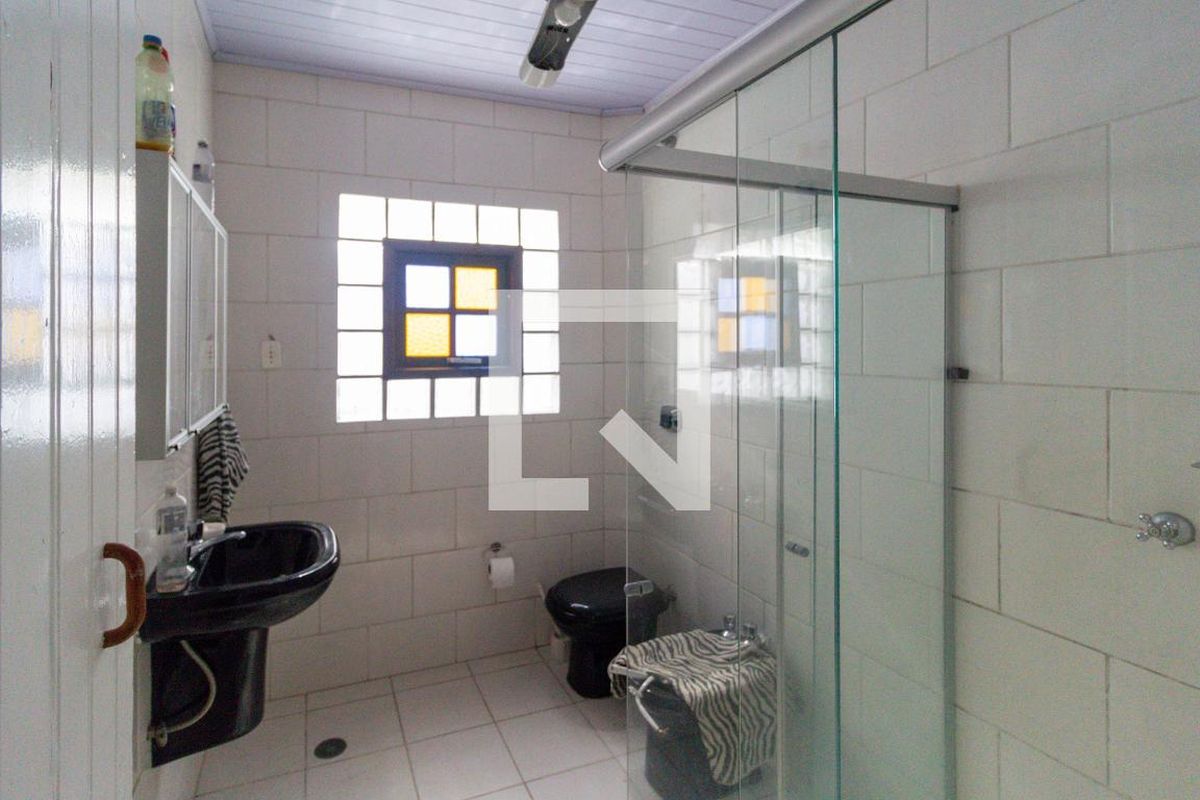 Casa, 2 quartos, 240 m² - Foto 13