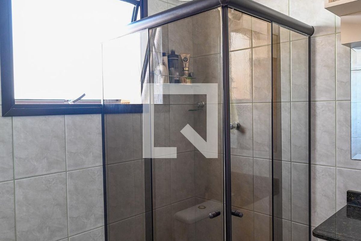 Casa, 3 quartos, 263 m² - Foto 46