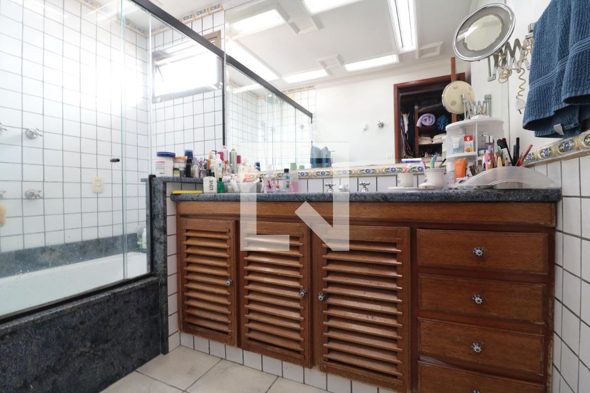 Apartamento, 3 quartos, 181 m² - Foto 44