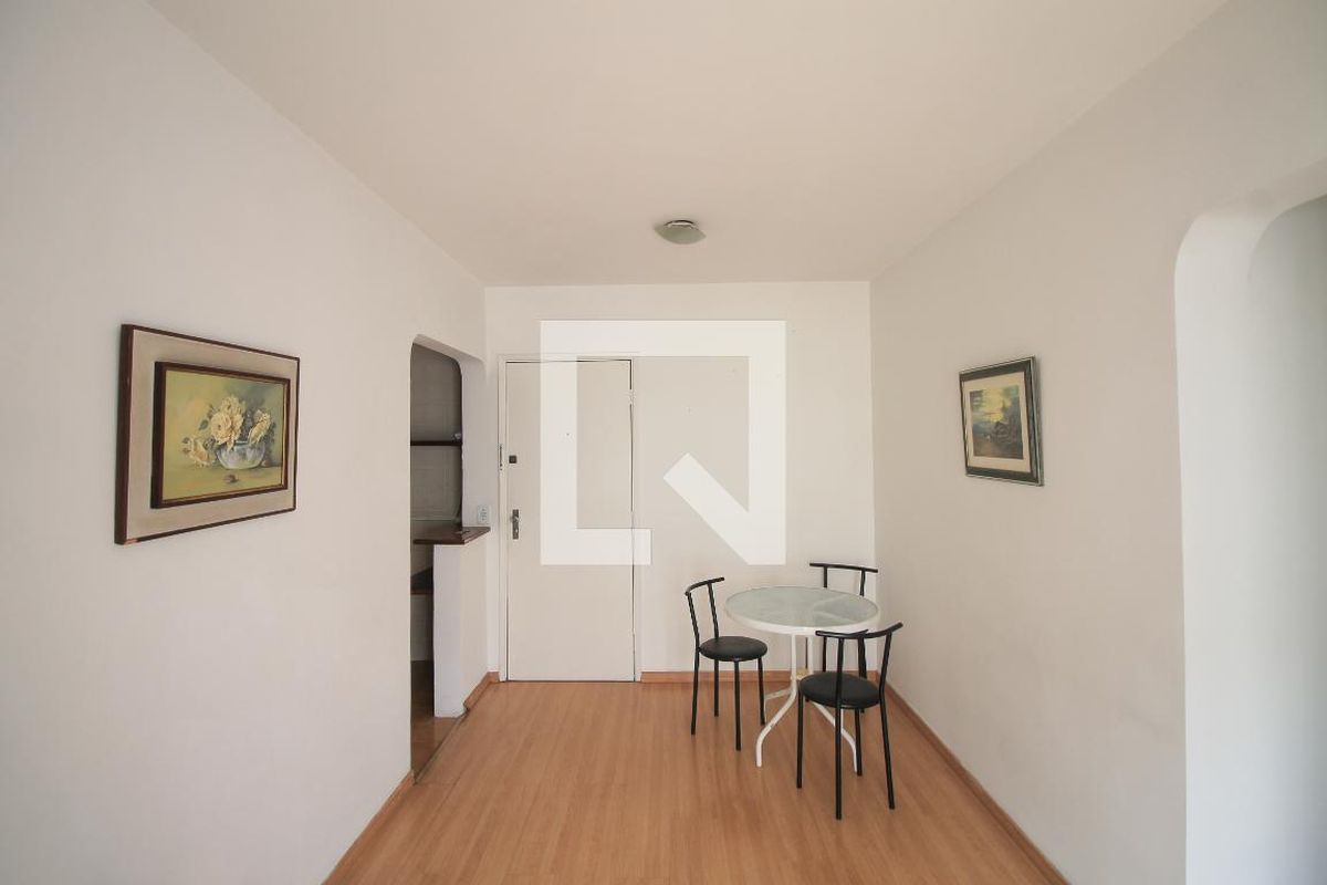 Apartamento, 1 quarto, 43 m² - Foto 2