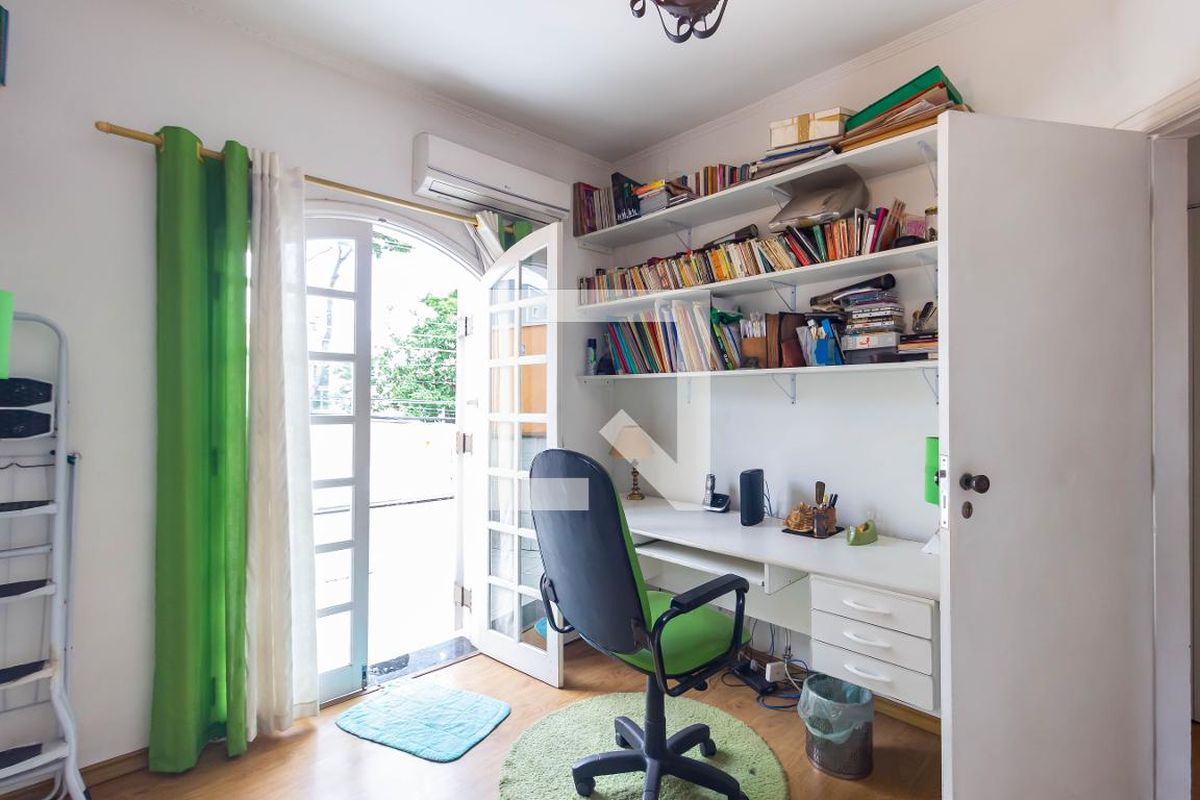 Casa, 3 quartos, 215 m² - Foto 54