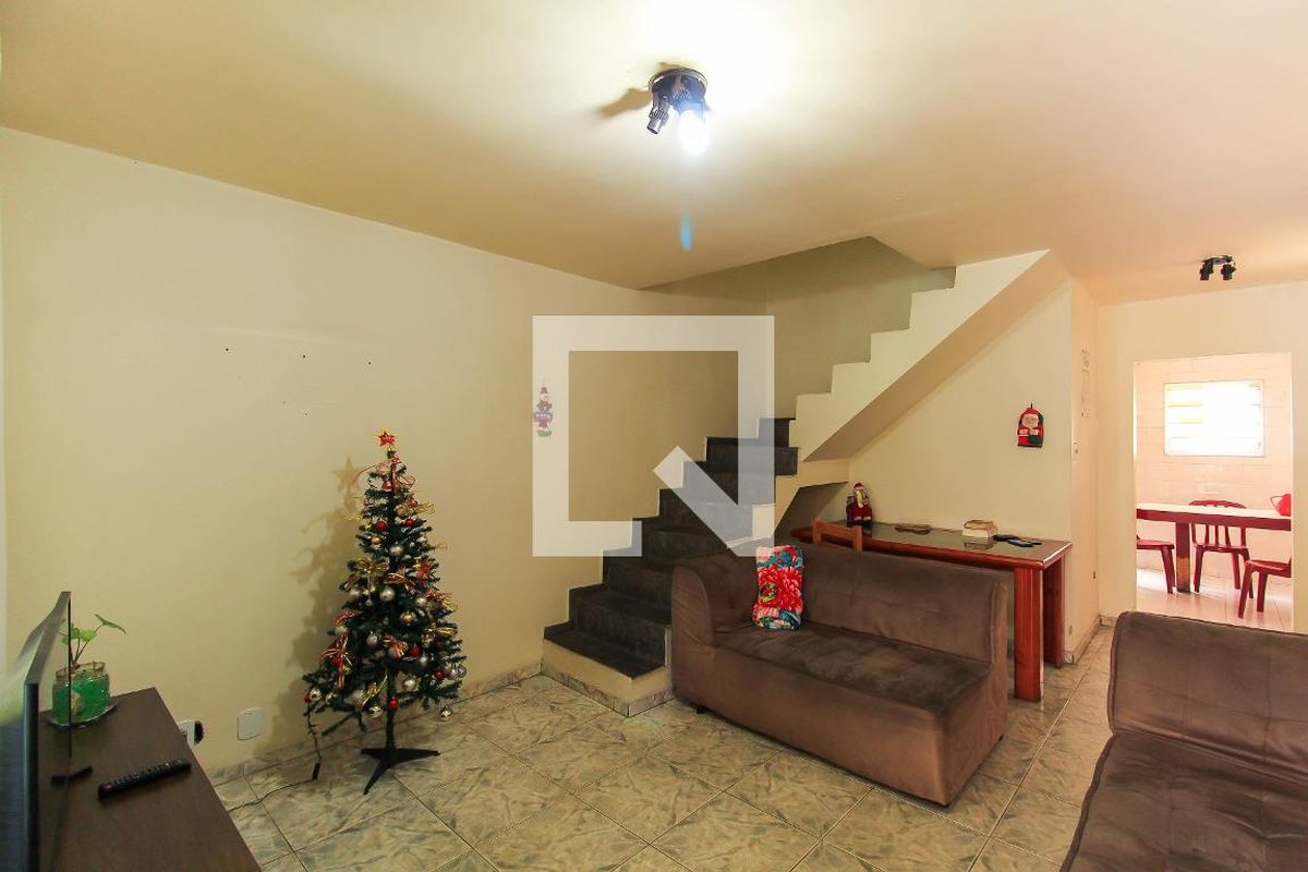 Casa, 2 quartos, 180 m² - Foto 2