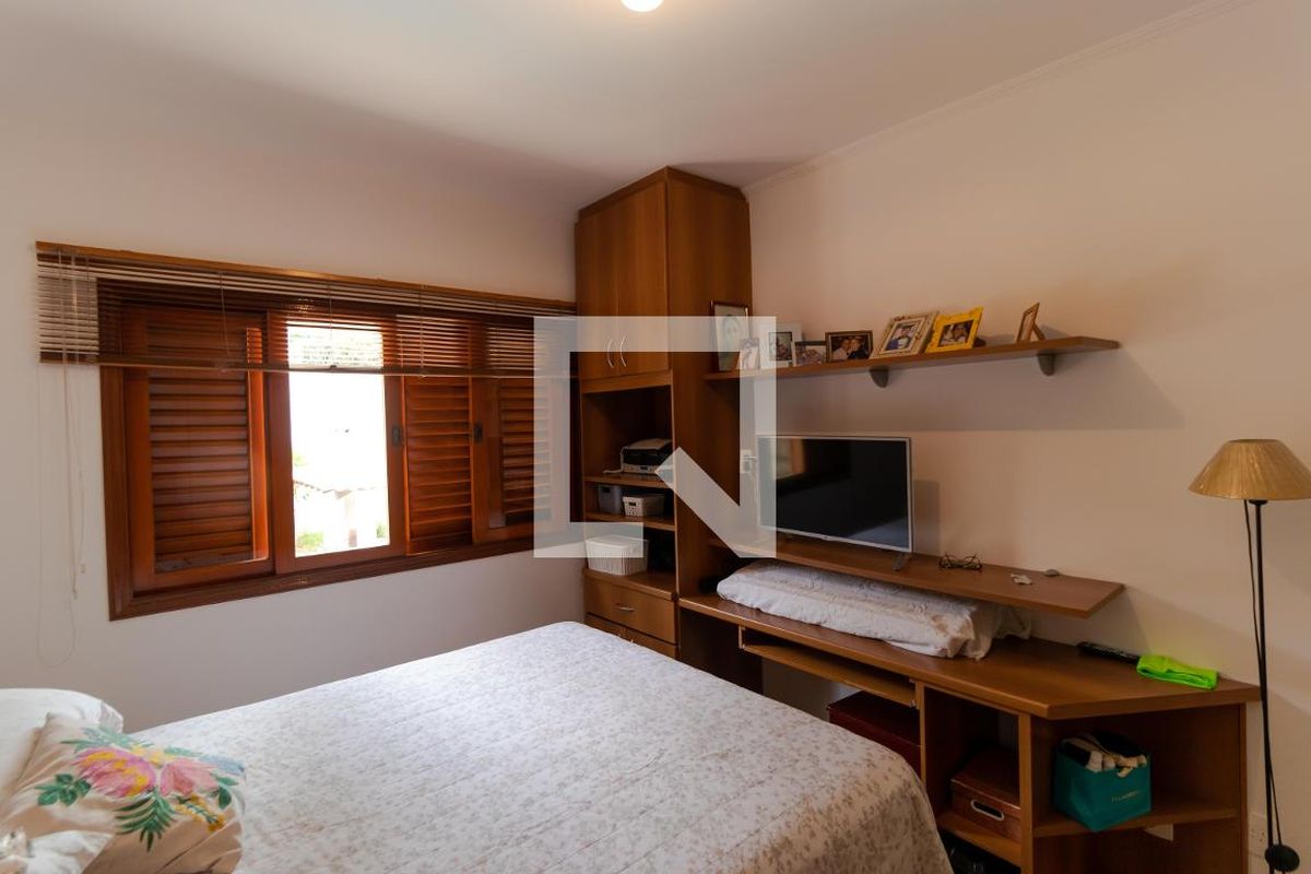 Casa à Venda - Jardim Planalto, 3 Quartos,  180 m2 em , Campinas - sp | SoloBR