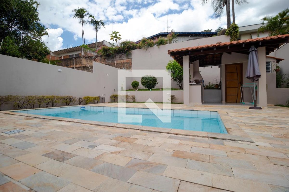 Casa à Venda - Jardim Planalto, 3 Quartos,  180 m2 em , Campinas - sp | SoloBR