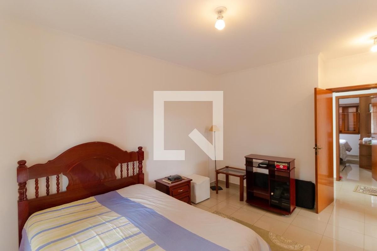 Casa à Venda - Jardim Planalto, 3 Quartos,  180 m2 em , Campinas - sp | SoloBR