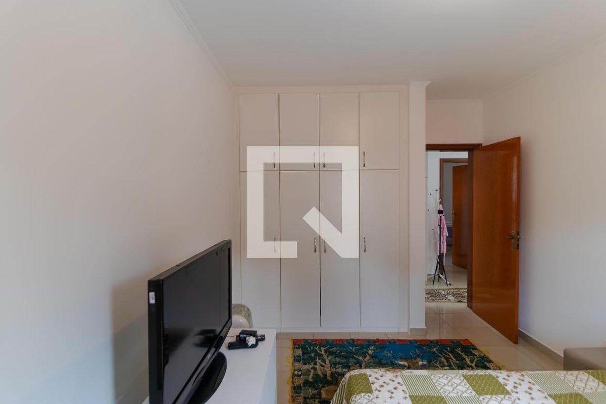 Casa à Venda - Jardim Planalto, 3 Quartos,  180 m2 em , Campinas - sp | SoloBR