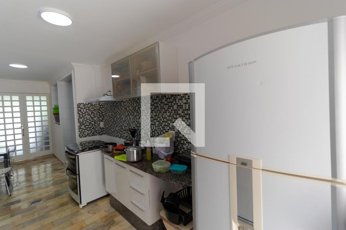 Casa à Venda - Jardim Planalto, 3 Quartos,  180 m2 em , Campinas - sp | SoloBR