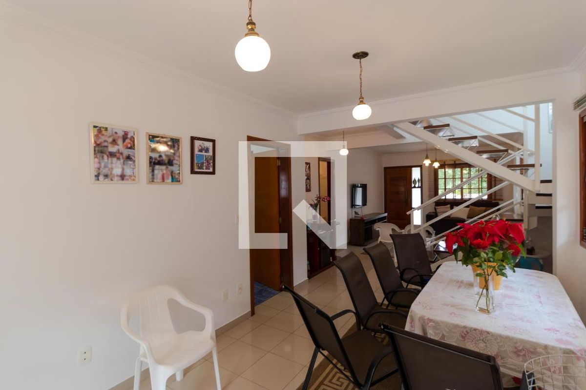Casa à Venda - Jardim Planalto, 3 Quartos,  180 m2 em , Campinas - sp | SoloBR