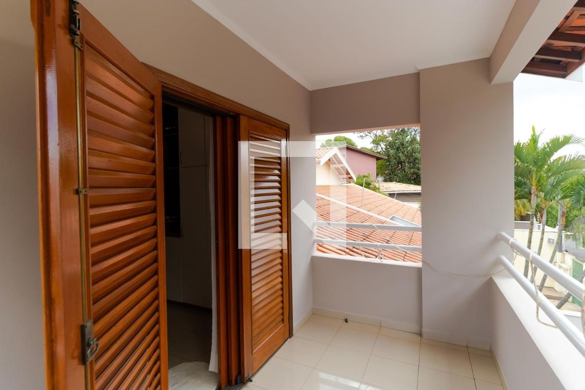 Casa à Venda - Jardim Planalto, 3 Quartos,  180 m2 em , Campinas - sp | SoloBR