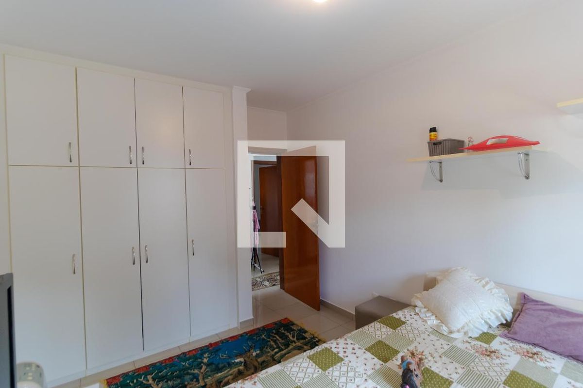Casa à Venda - Jardim Planalto, 3 Quartos,  180 m2 em , Campinas - sp | SoloBR