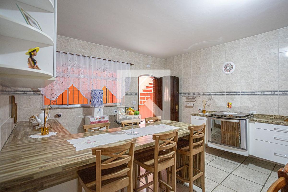 Casa, 3 quartos, 309 m² - Foto 34