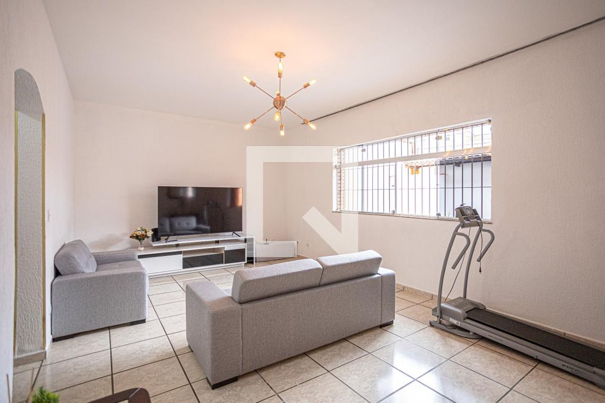 Casa, 3 quartos, 309 m² - Foto 1
