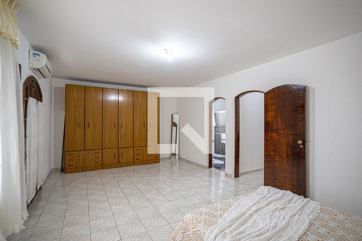 Casa, 3 quartos, 309 m² - Foto 13