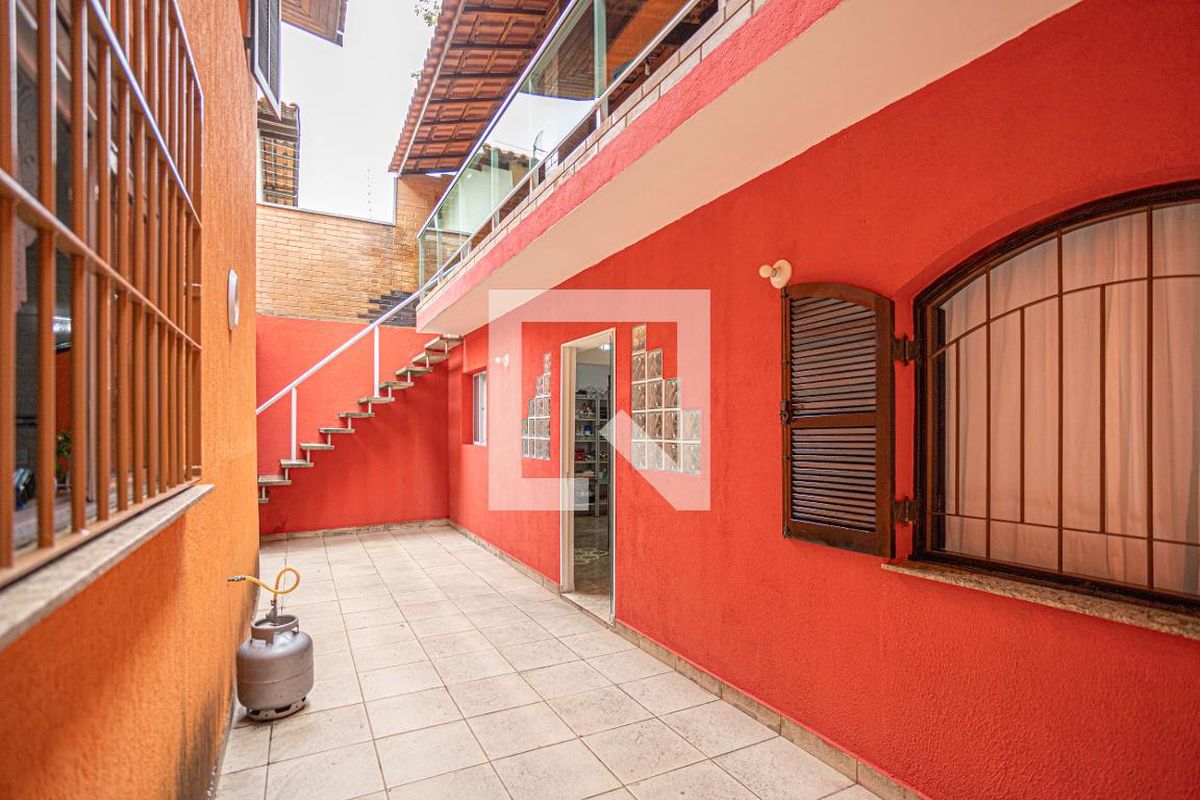Casa, 3 quartos, 309 m² - Foto 56