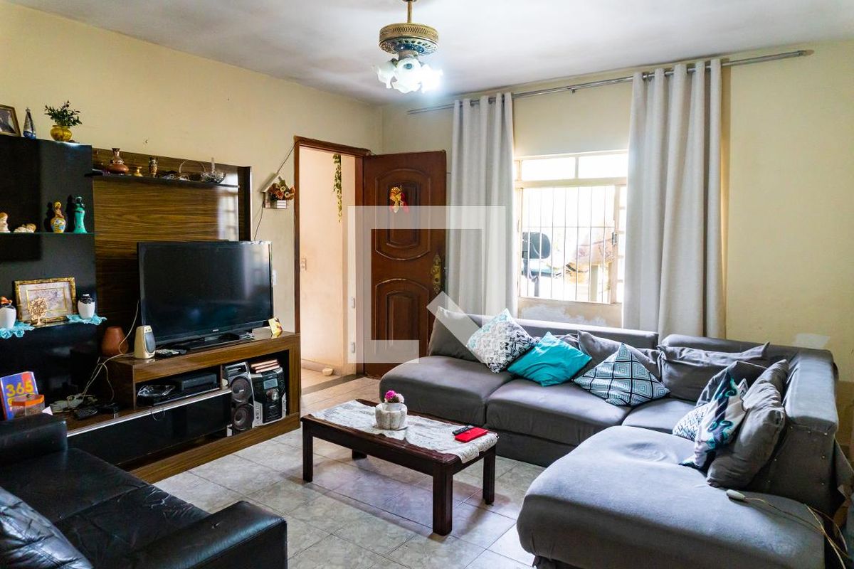 Casa, 2 quartos, 80 m² - Foto 1