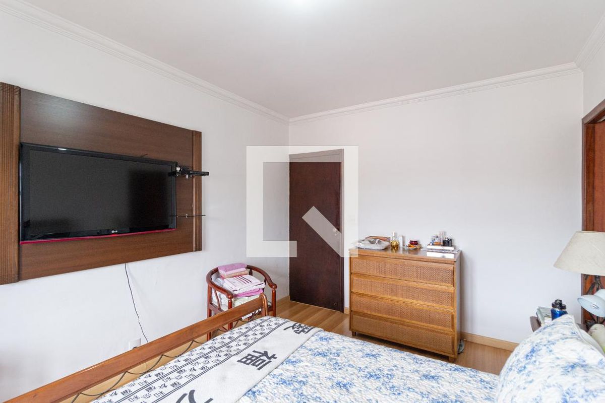 Casa, 3 quartos, 220 m² - Foto 47