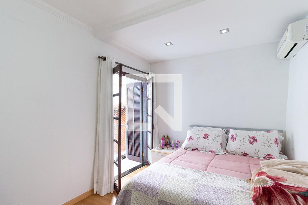 Casa, 3 quartos, 220 m² - Foto 33