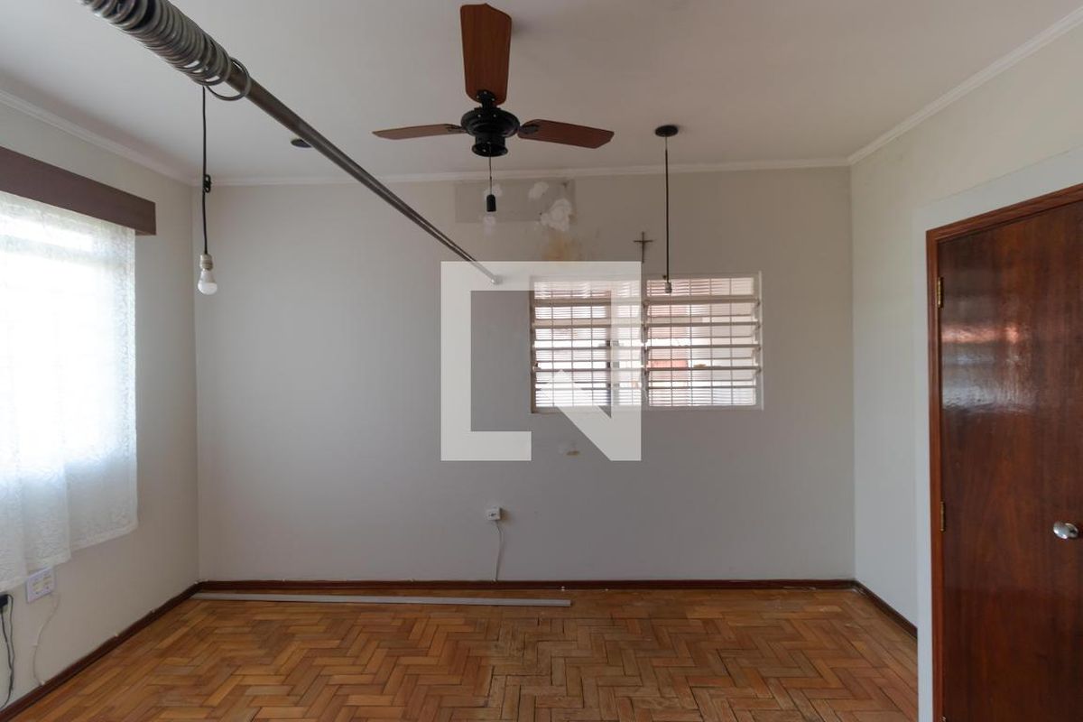 Casa à Venda - Jardim Santana, 2 Quartos,  137 m2 em , Campinas - sp | SoloBR