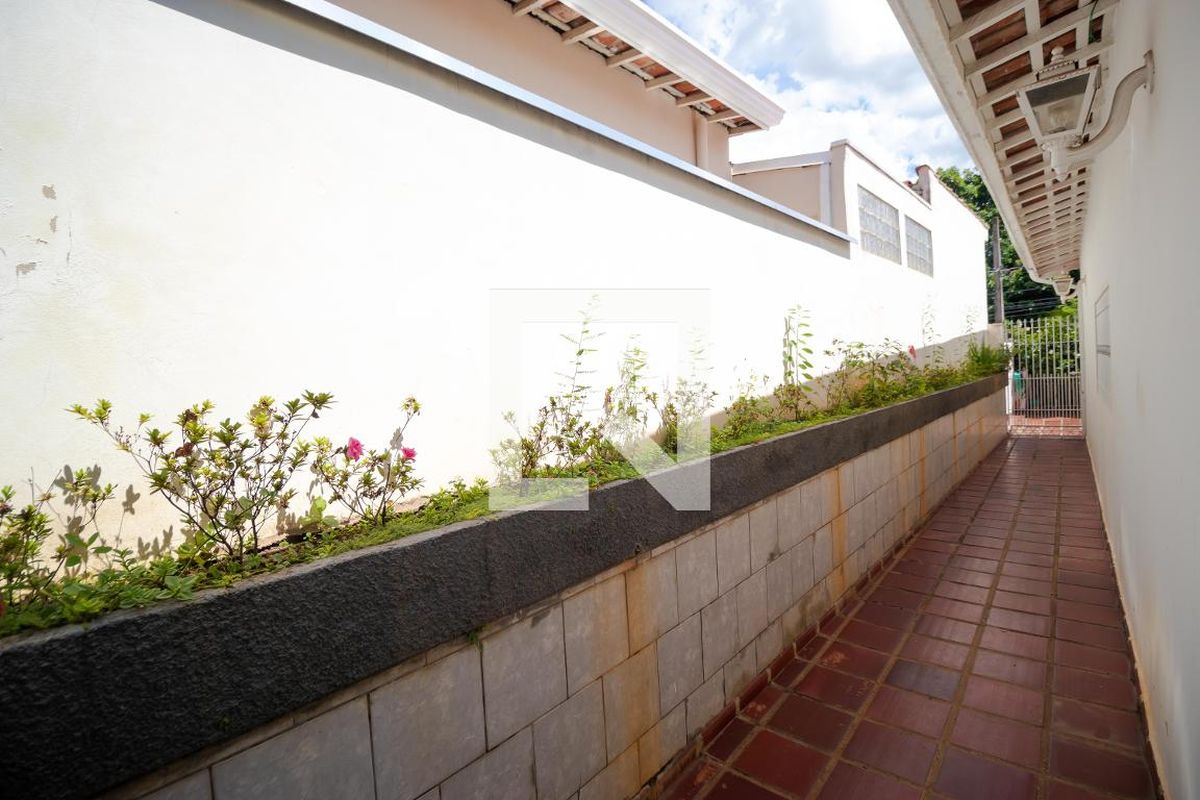Casa à Venda - Jardim Santana, 2 Quartos,  137 m2 em , Campinas - sp | SoloBR