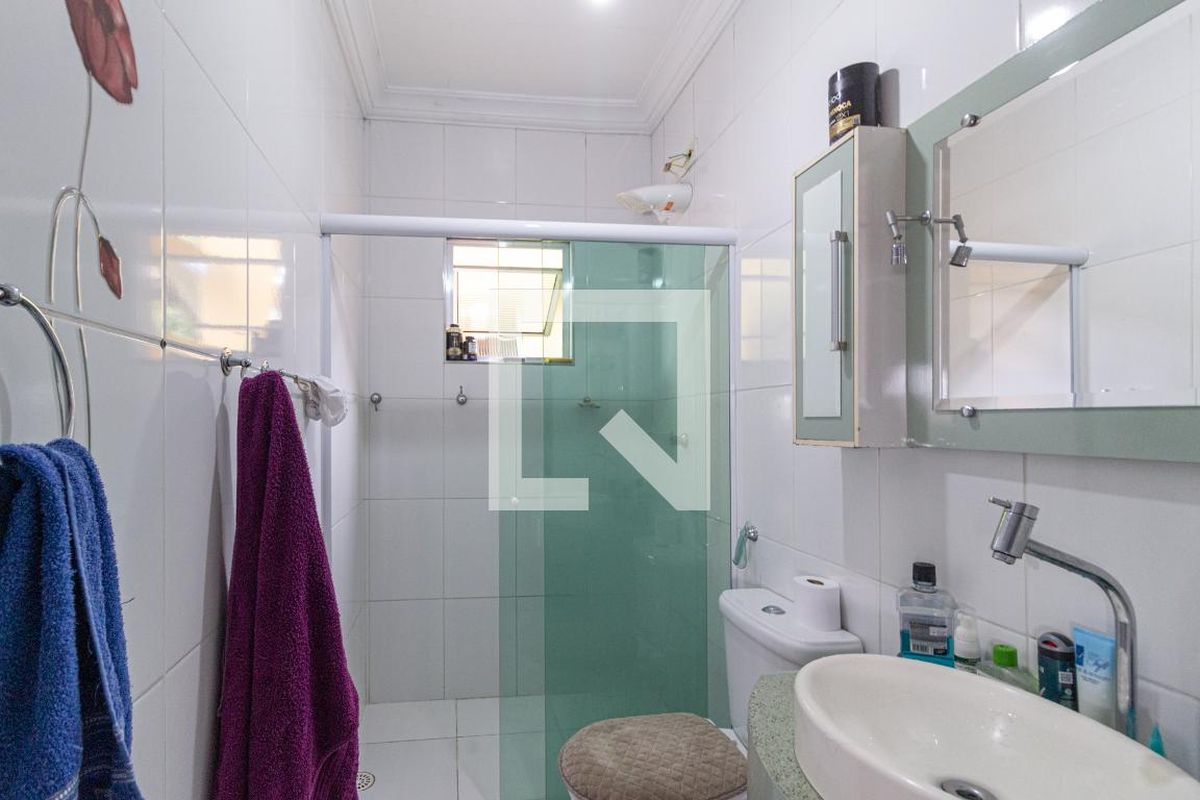 Casa, 4 quartos, 240 m² - Foto 42