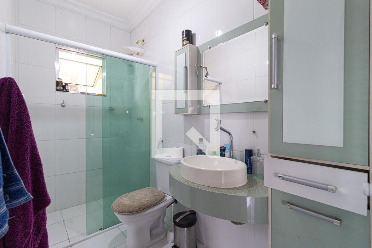 Casa, 4 quartos, 240 m² - Foto 40