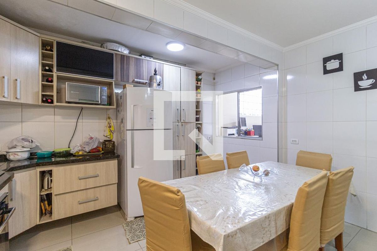 Casa, 4 quartos, 240 m² - Foto 58