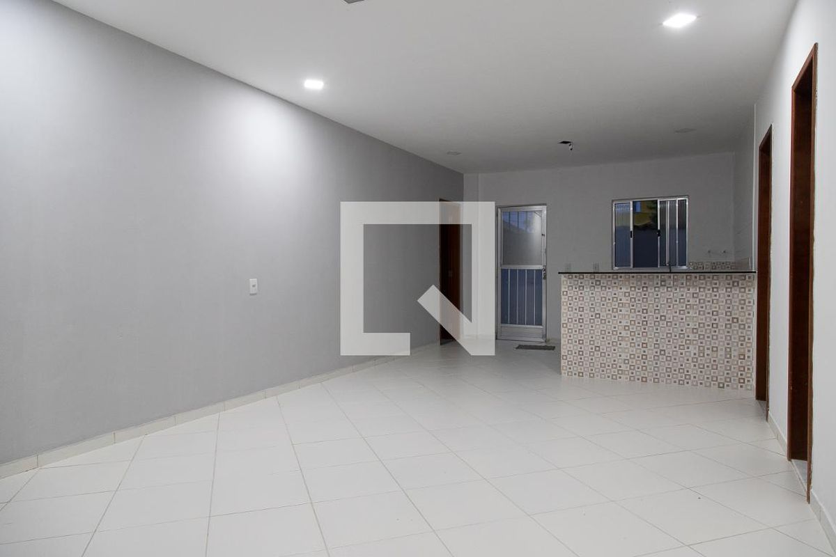 Casa, 6 quartos, 320 m² - Foto 2