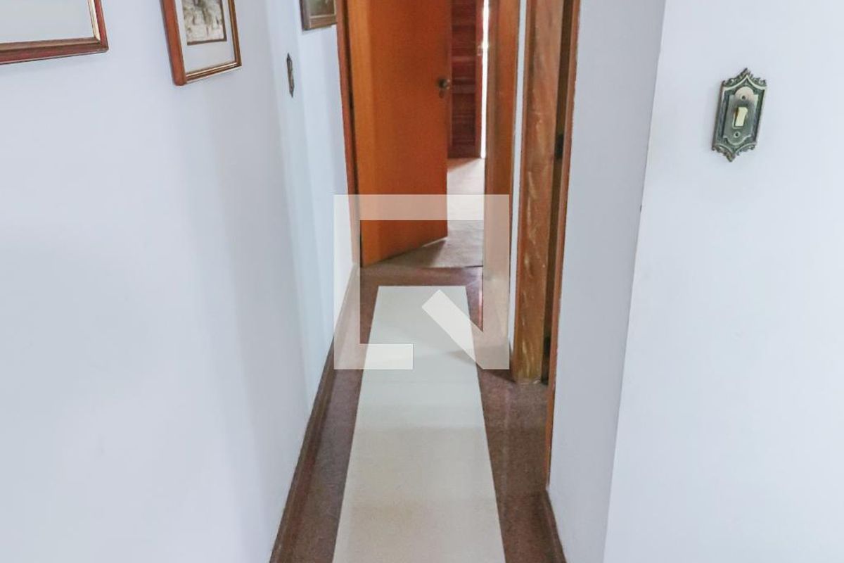 Casa, 3 quartos, 225 m² - Foto 37