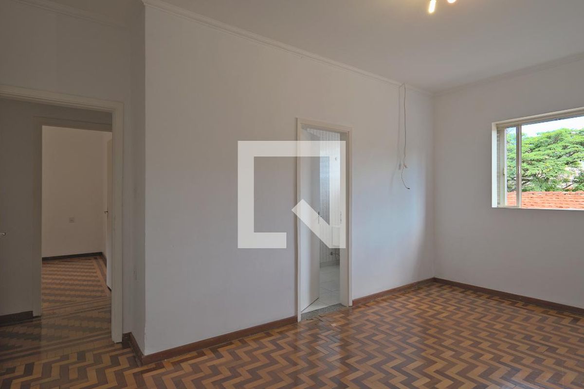 Casa à Venda - Bosque, 6 Quartos,  260 m2 em , Campinas - sp | SoloBR